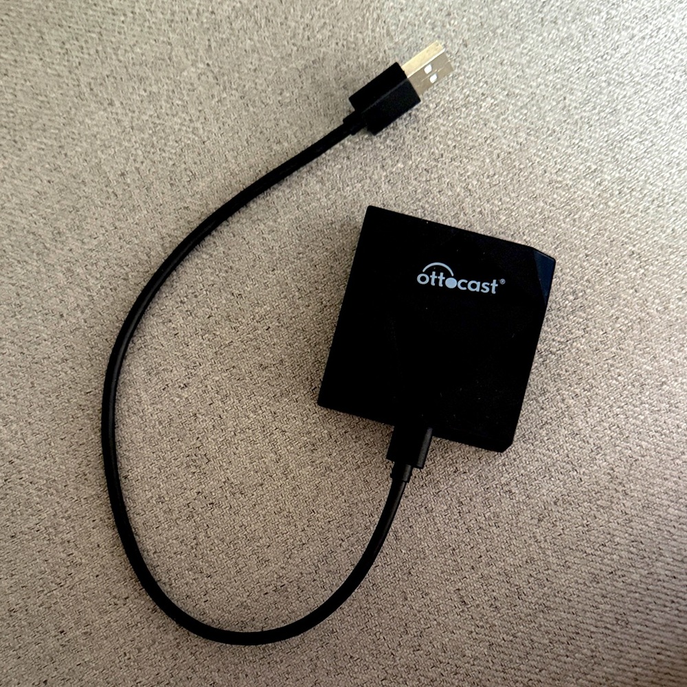 OTTOCAST U2-Air Wireless Apple CarPlay Adapter